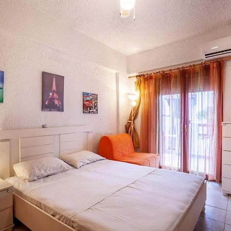 Rafaella Sea View Apartments 1 Pefkochori Exterior photo