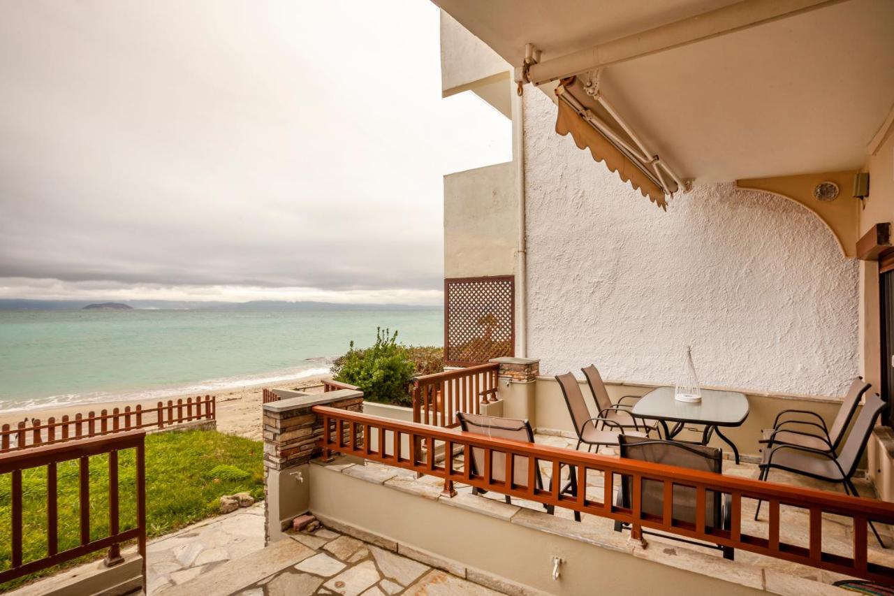 Rafaella Sea View Apartments 1 Pefkochori Exterior photo