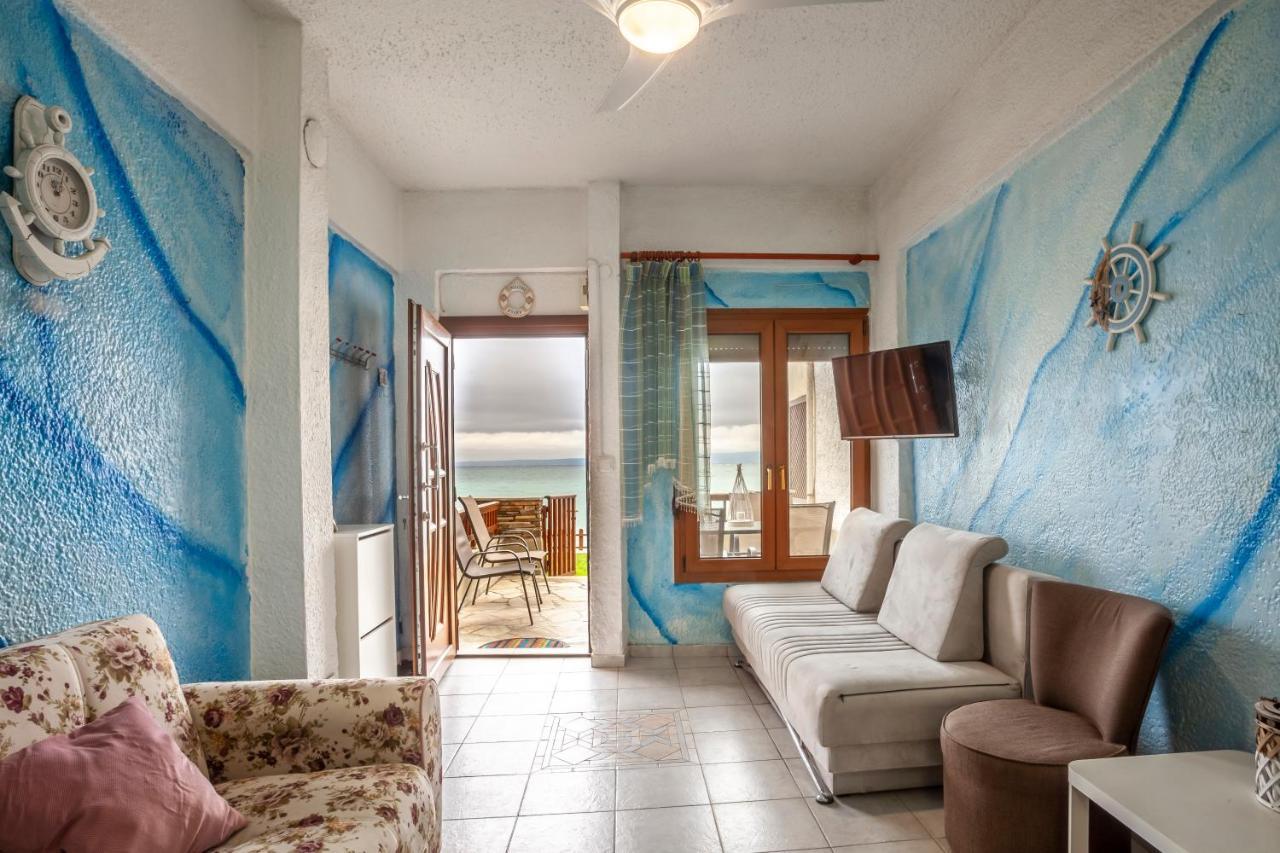 Rafaella Sea View Apartments 1 Pefkochori Exterior photo